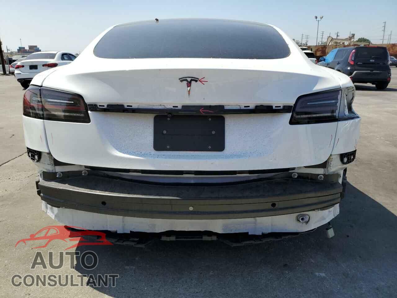 TESLA MODEL S 2022 - 5YJSA1E50NF491677