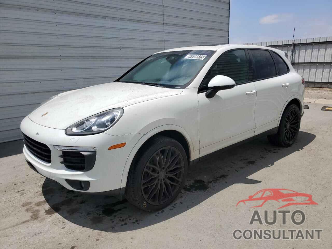 PORSCHE CAYENNE 2018 - WP1AA2A23JKA03931