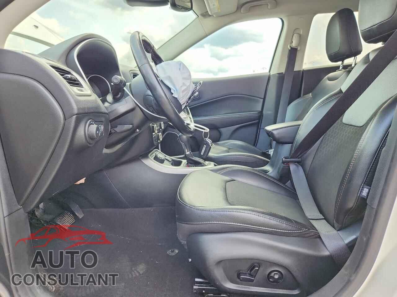 JEEP COMPASS 2021 - 3C4NJDBB0MT547870