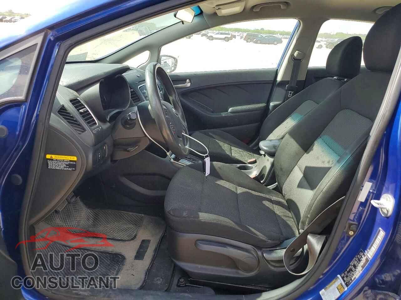 KIA FORTE 2017 - 3KPFK4A70HE113988