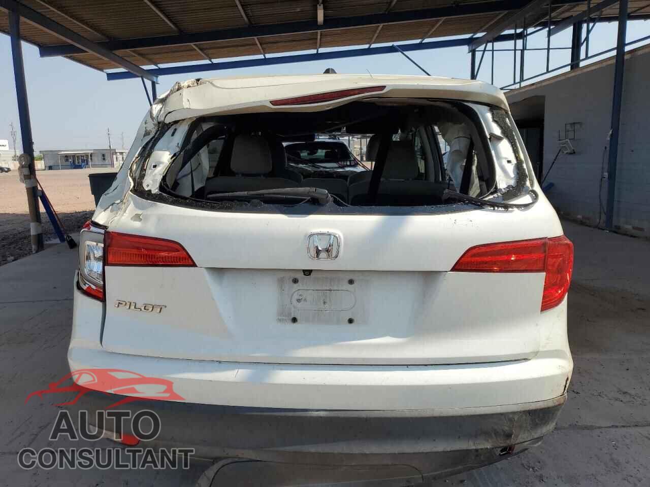 HONDA PILOT 2017 - 5FNYF5H33HB001847