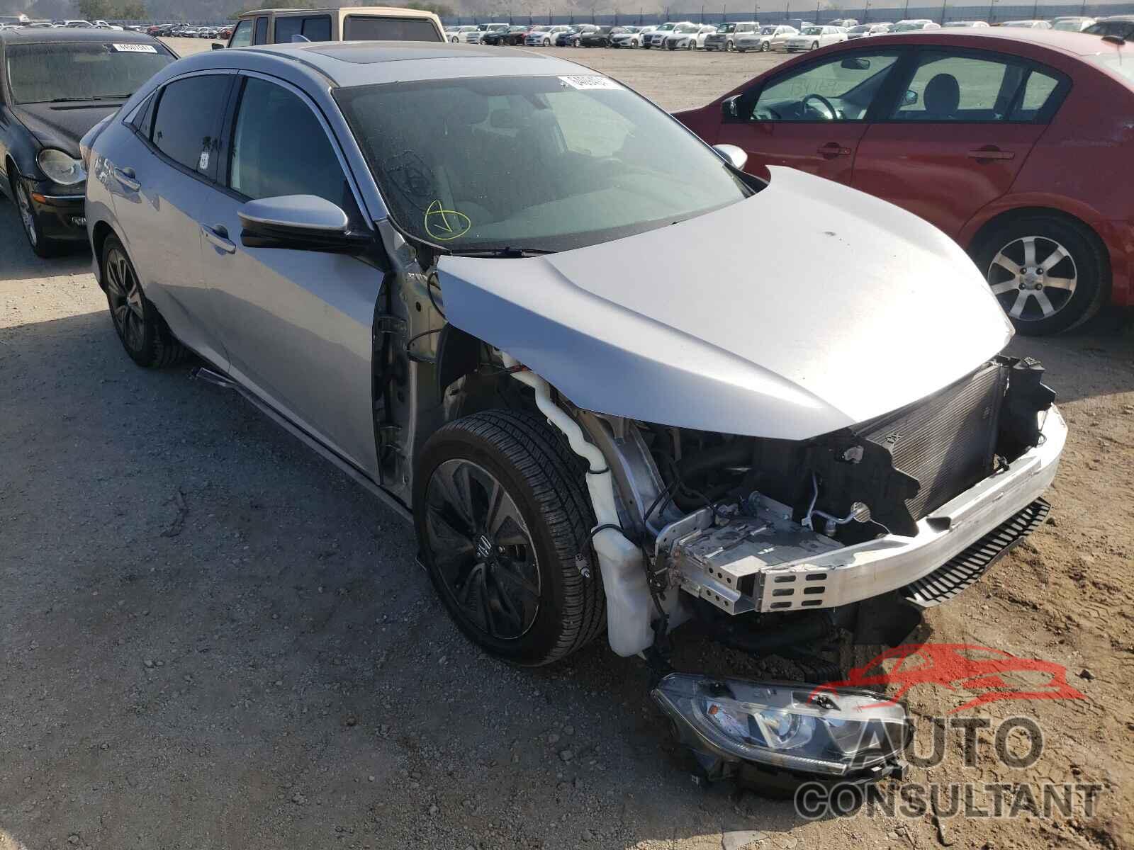 HONDA CIVIC 2018 - SHHFK7H57JU409322