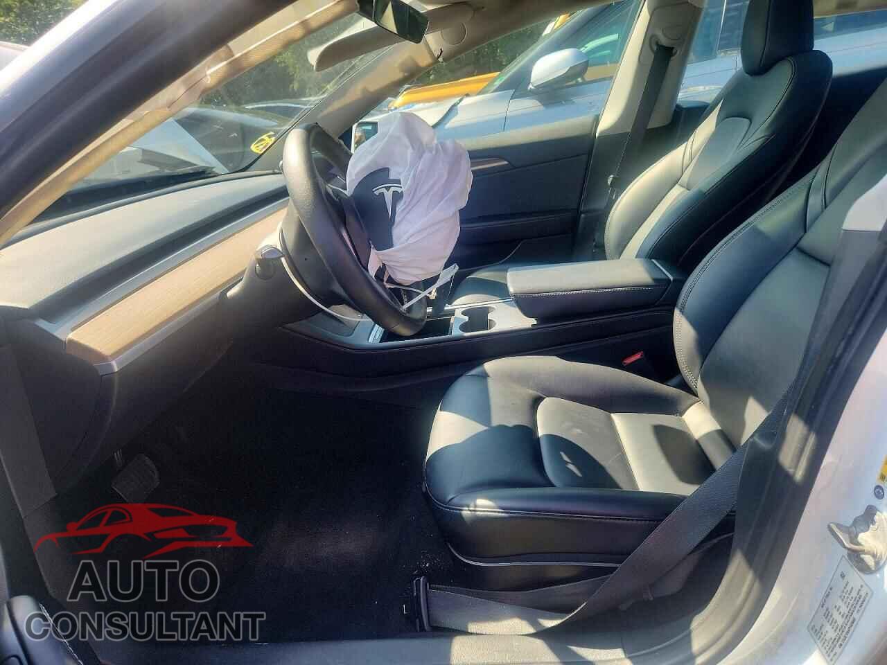 TESLA MODEL 3 2023 - 5YJ3E1EA4PF489469