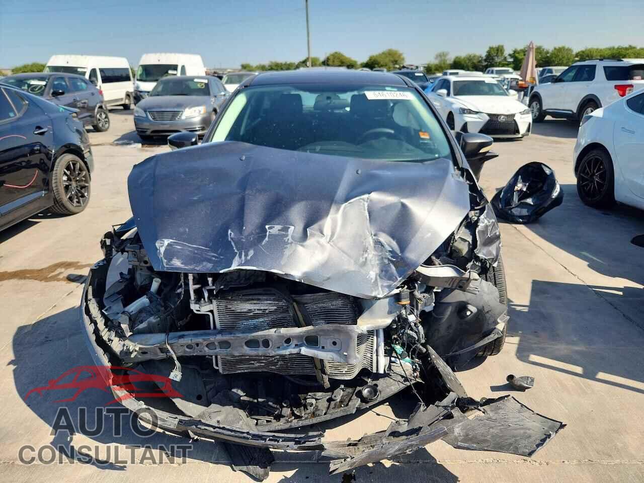 FORD FOCUS 2018 - 1FADP3M28JL210961