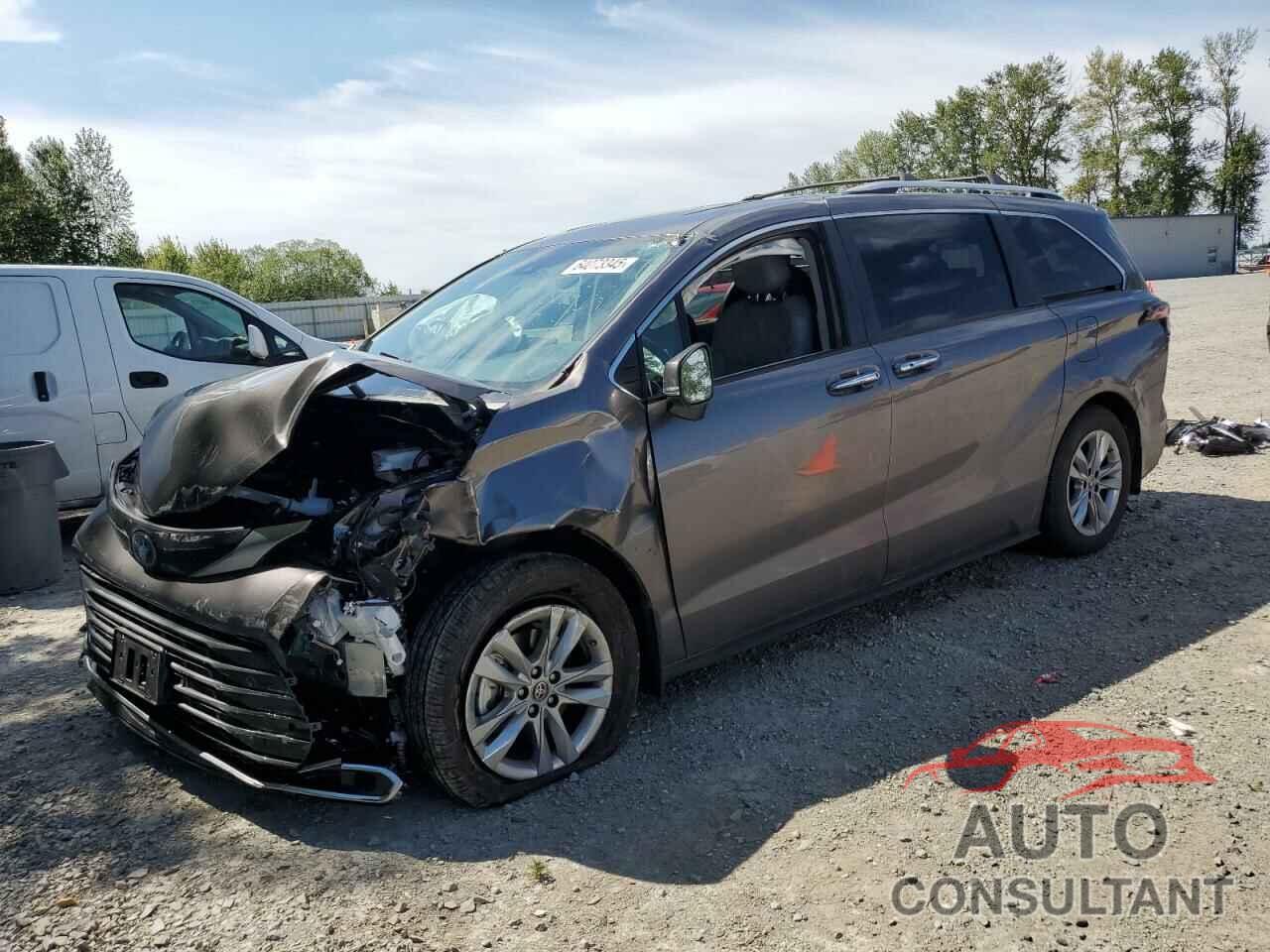 TOYOTA SIENNA 2024 - 5TDZSKFC2RS111223
