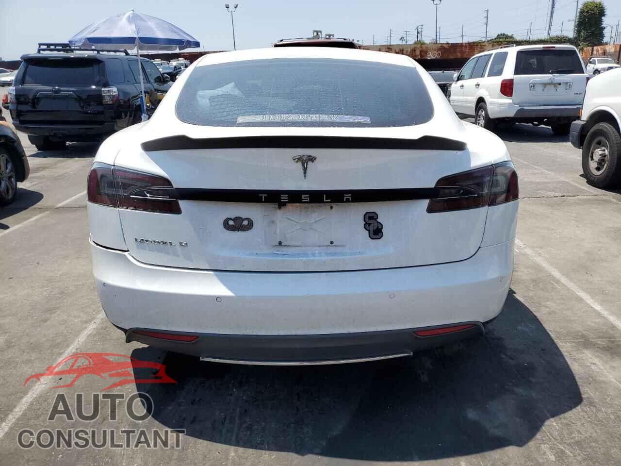 TESLA MODEL S 2016 - 5YJSA1E17GF136246