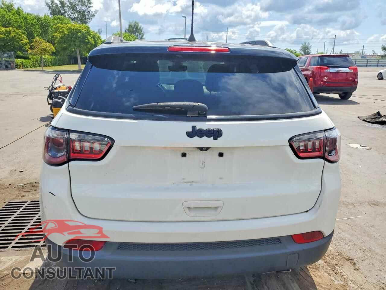 JEEP COMPASS 2021 - 3C4NJCBB4MT567730