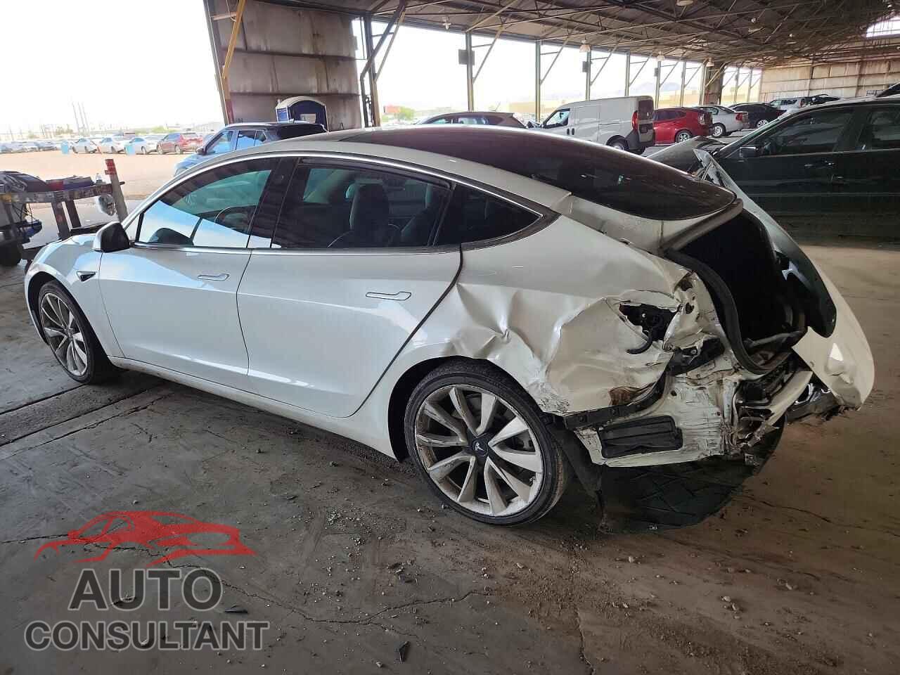 TESLA MODEL 3 2018 - 5YJ3E1EA0JF011220