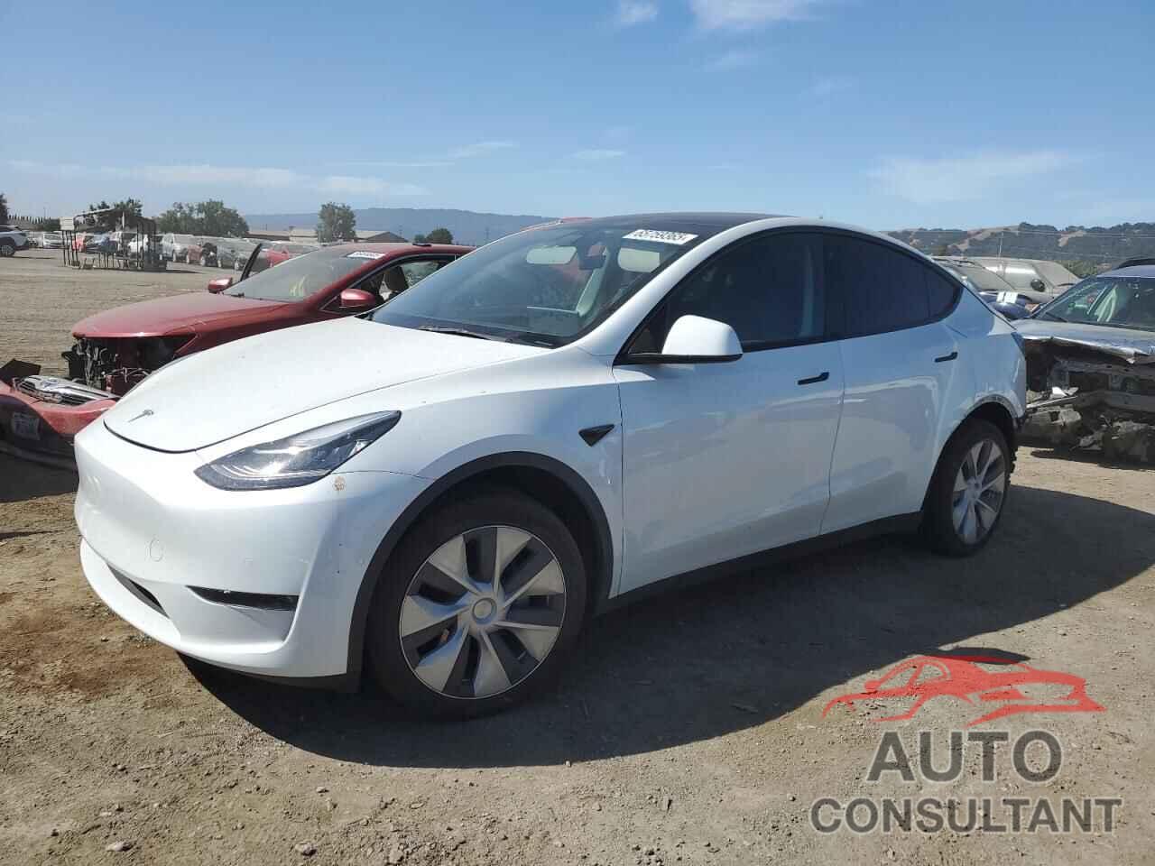 TESLA MODEL Y 2022 - 7SAYGDEE6NF444859
