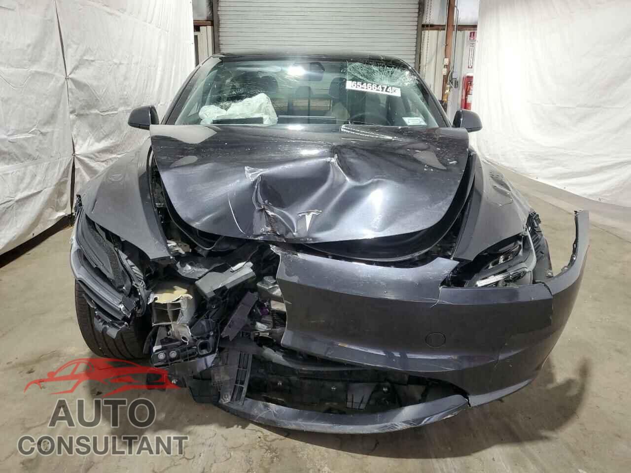 TESLA MODEL 3 2024 - 5YJ3E1EB1RF731744