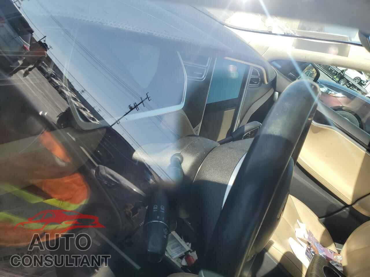 TESLA MODEL S 2013 - 5YJSA1CG5DFP11270