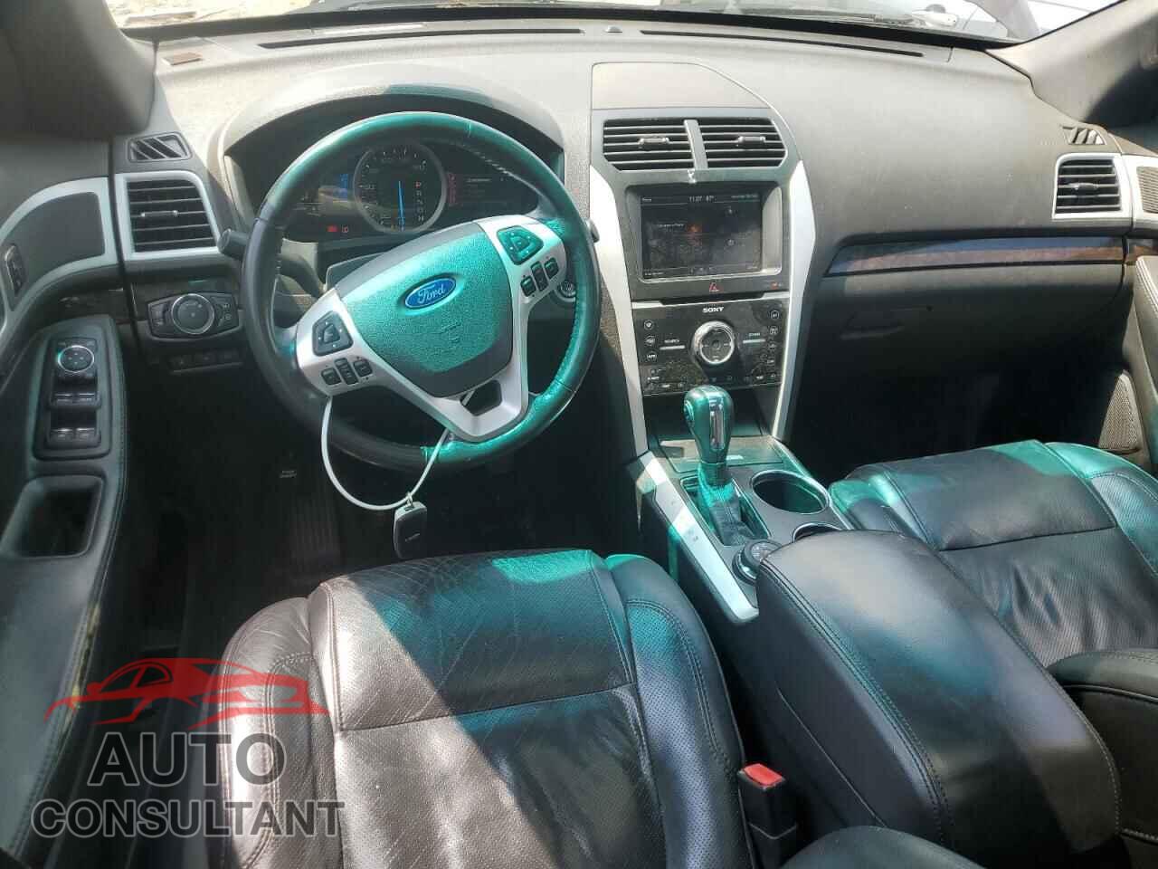 FORD EXPLORER 2011 - 1FMHK8F81BGA09935