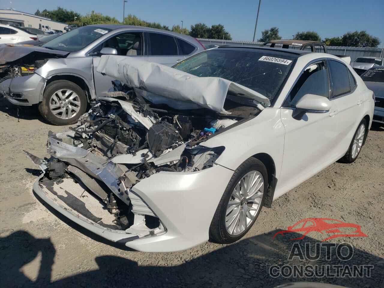 TOYOTA CAMRY 2020 - 4T1F11AK0LU973661