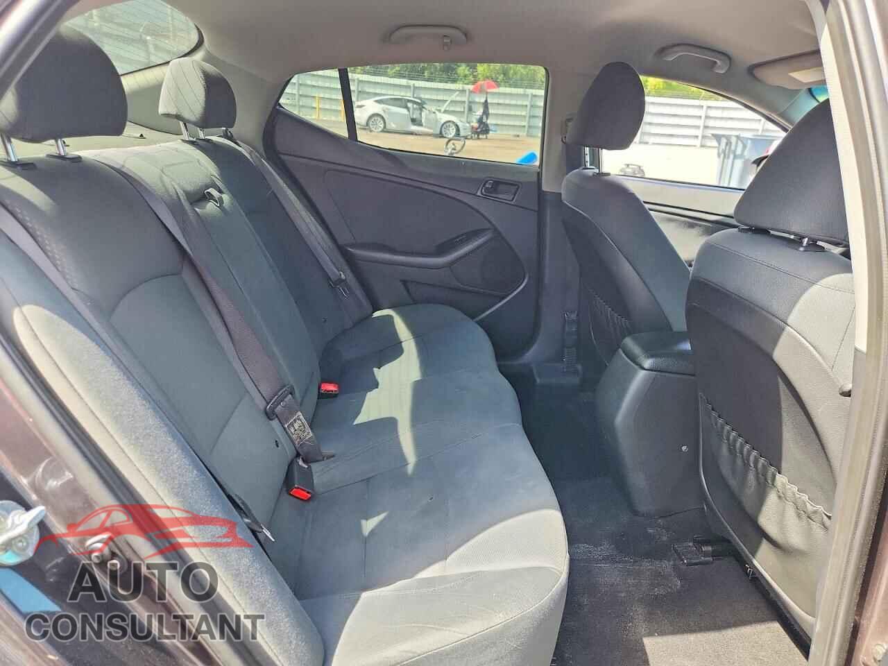 KIA OPTIMA 2015 - KNAGM4A77F5648711
