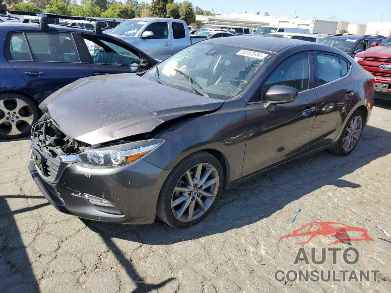 MAZDA 3 2018 - 3MZBN1V36JM233699