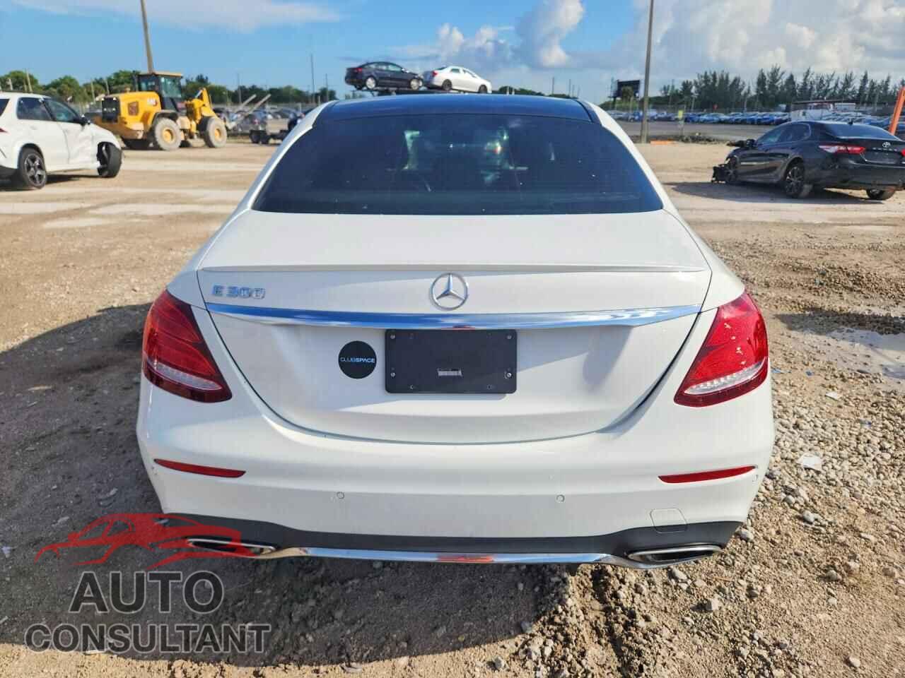 MERCEDES-BENZ E-CLASS 2018 - WDDZF4JB7JA471738