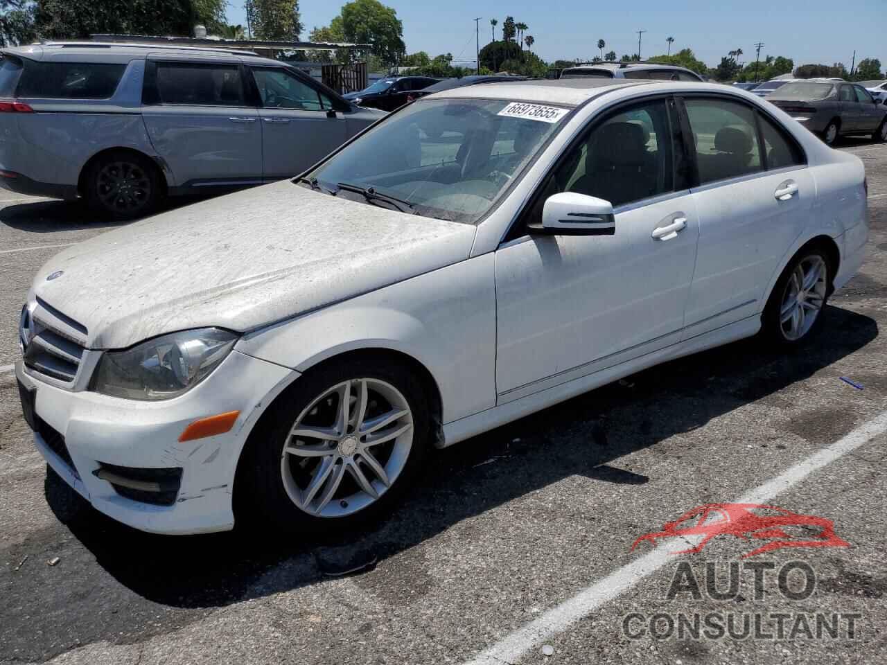 MERCEDES-BENZ C-CLASS 2013 - WDDGF4HB1DR269500