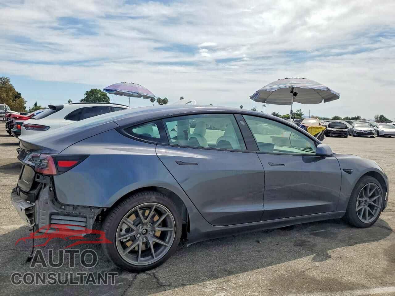 TESLA MODEL 3 2022 - 5YJ3E1EB2NF136752