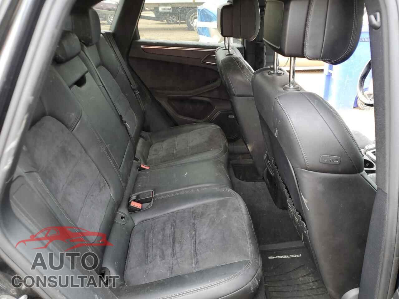 PORSCHE MACAN 2017 - WP1AG2A59HLB51322