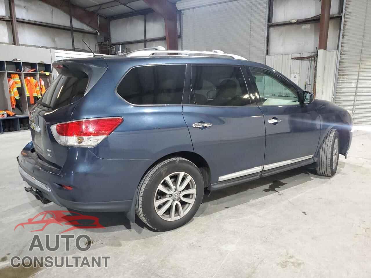NISSAN PATHFINDER 2014 - 5N1AR2MM5EC710645