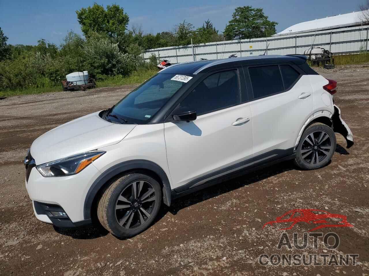 NISSAN KICKS 2018 - 3N1CP5CU5JL531626