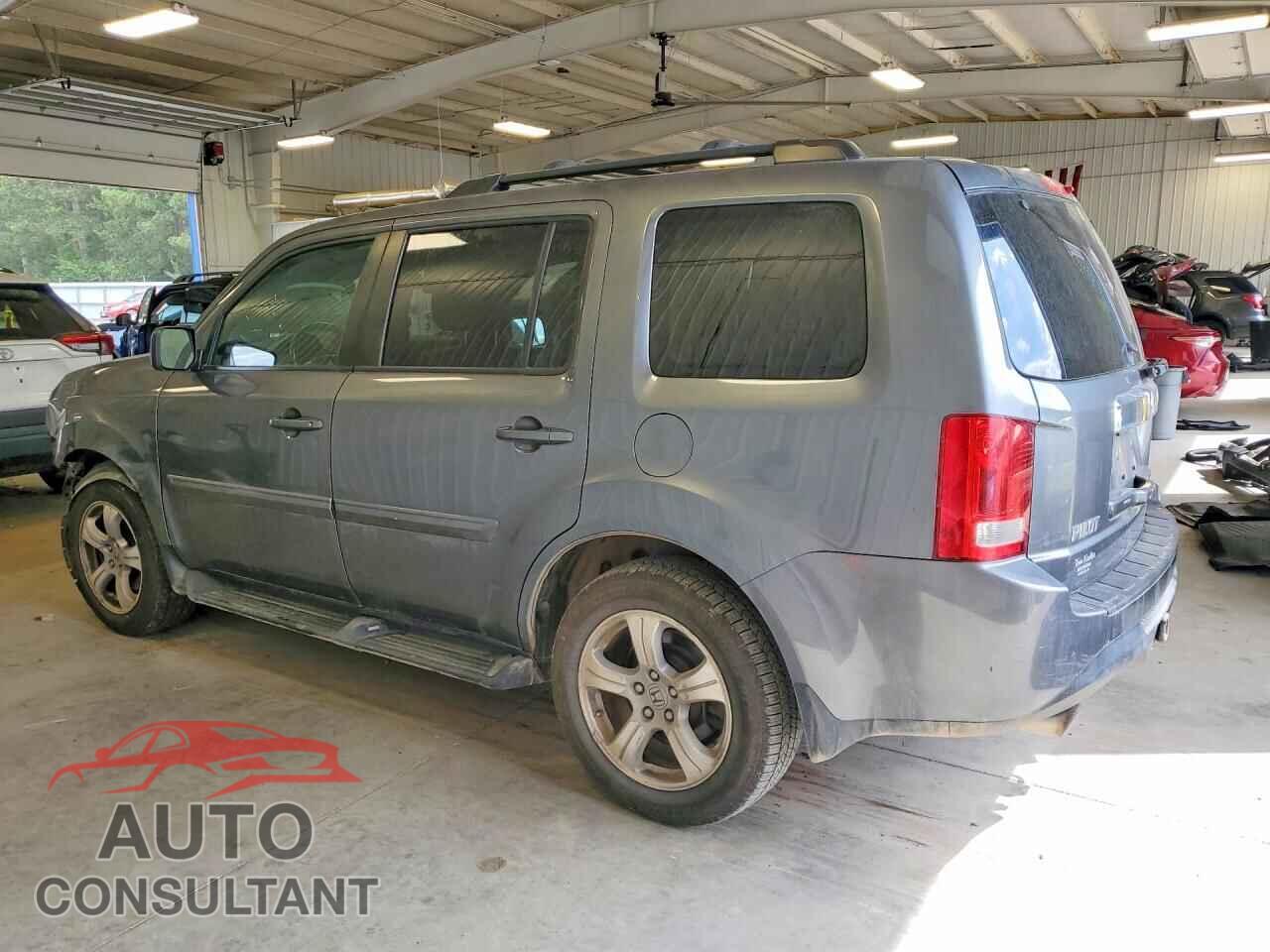 HONDA PILOT 2013 - 5FNYF4H5XDB075367