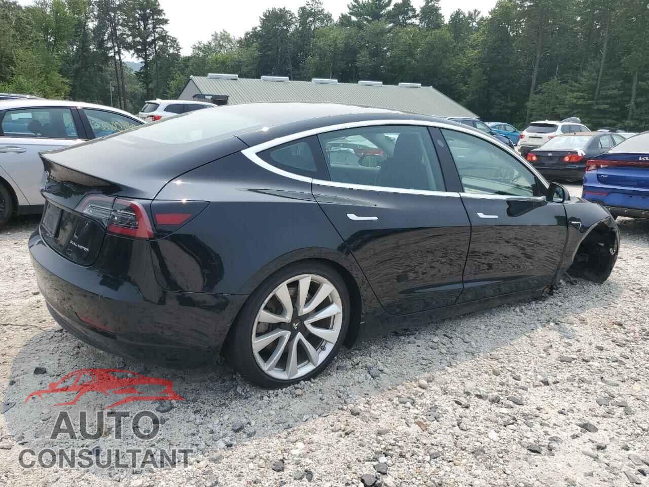 TESLA MODEL 3 2019 - 5YJ3E1EB5KF389124