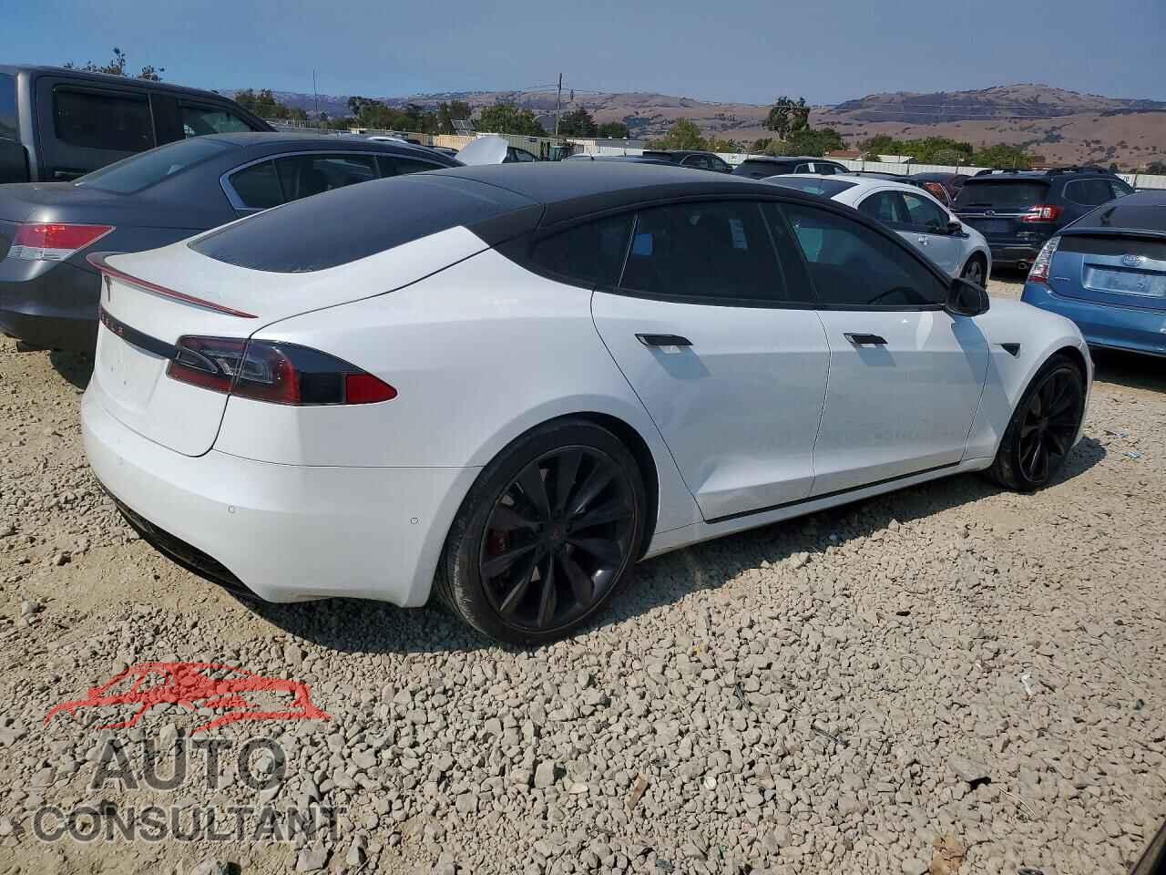 TESLA MODEL S 2017 - 5YJSA1E14HF191318