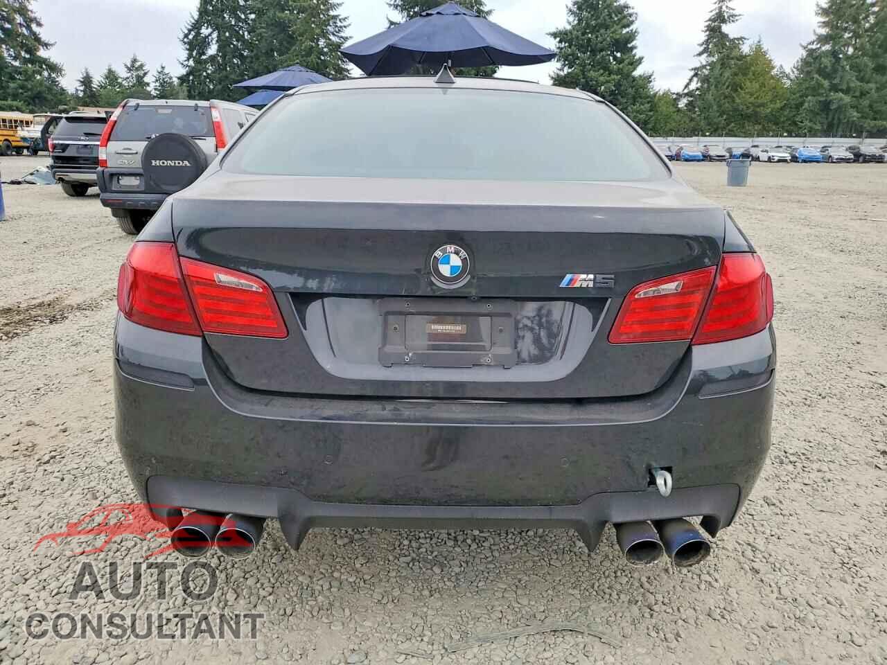 BMW M5 2013 - WBSFV9C53DC774134
