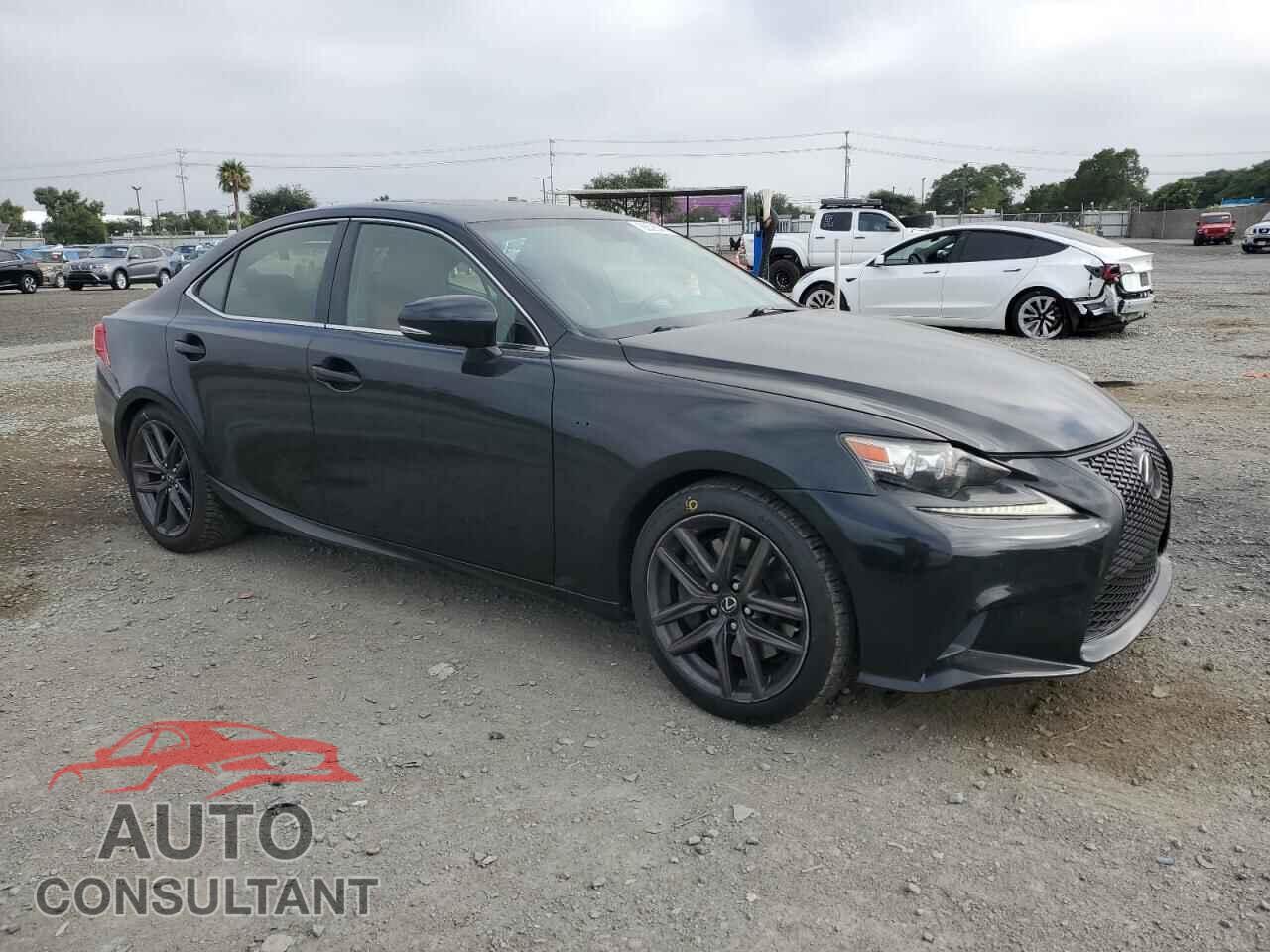 LEXUS IS 2014 - JTHBE1D25E5009636