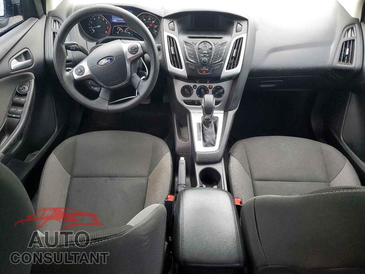 FORD FOCUS 2014 - 1FADP3F22EL414657
