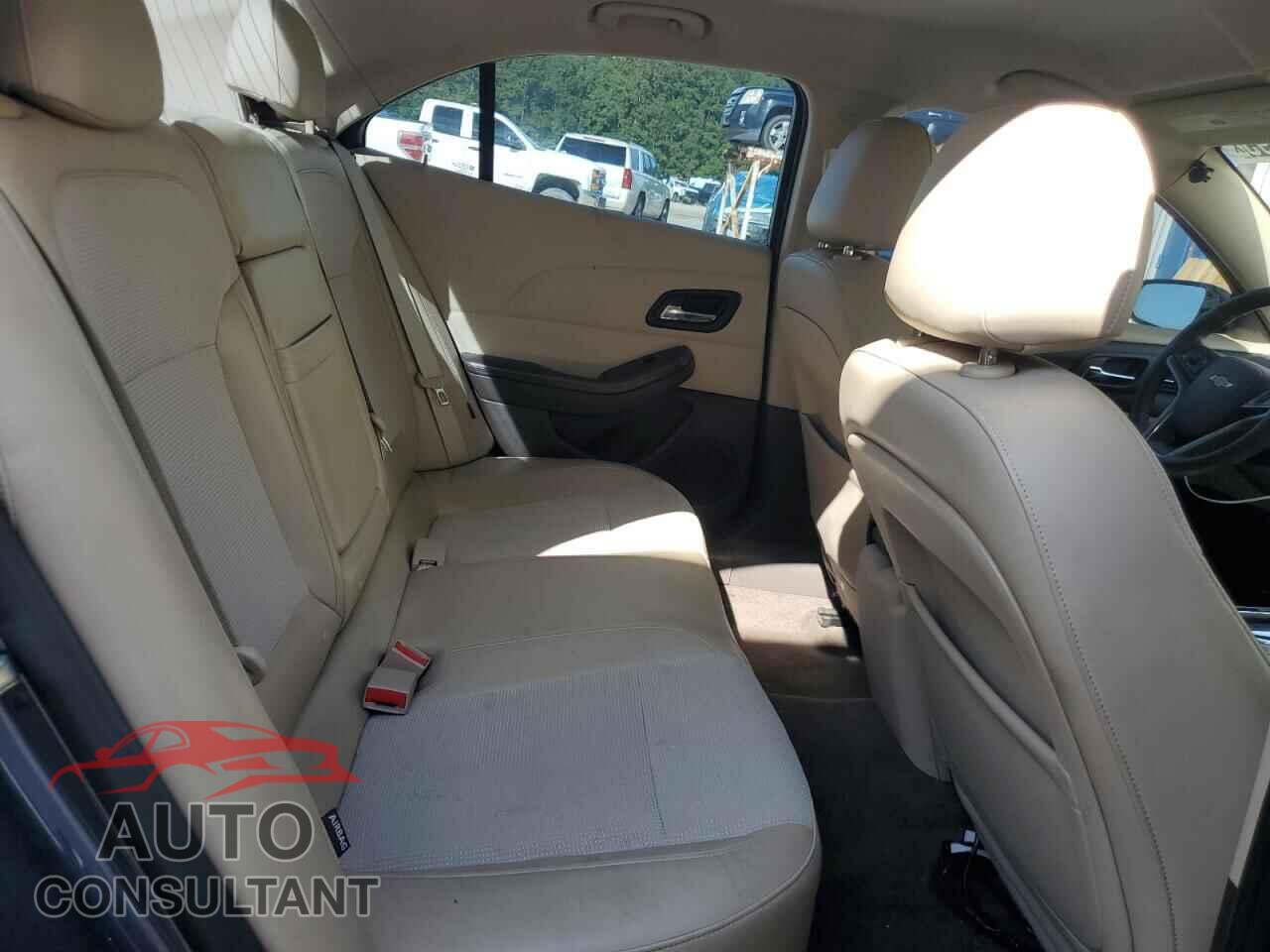 CHEVROLET MALIBU 2013 - 1G11C5SA2DF161864