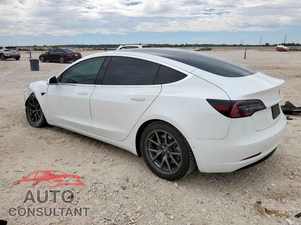 TESLA MODEL 3 2019 - 5YJ3E1EB0KF388334