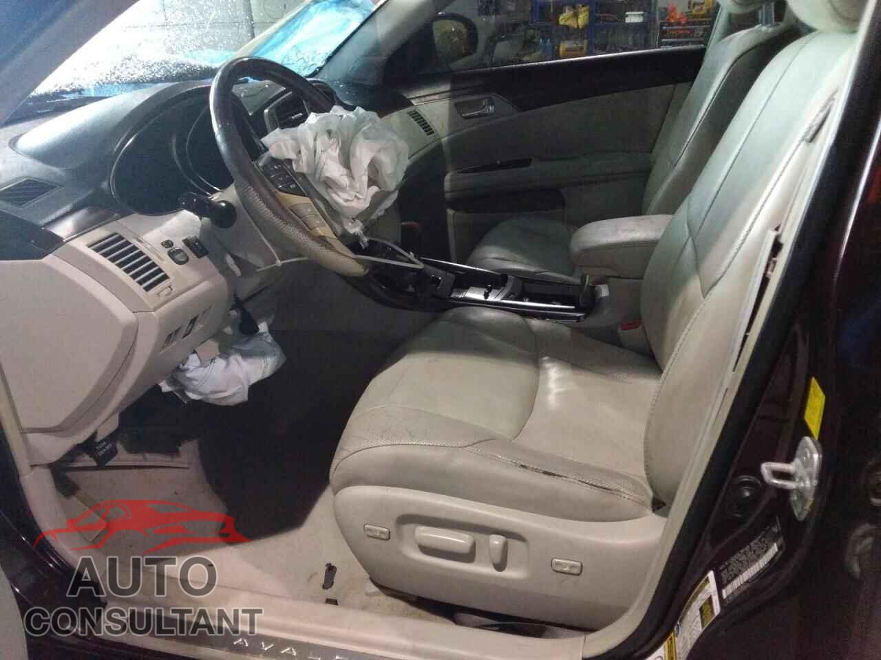 TOYOTA AVALON 2011 - 4T1BK3DB8BU391664