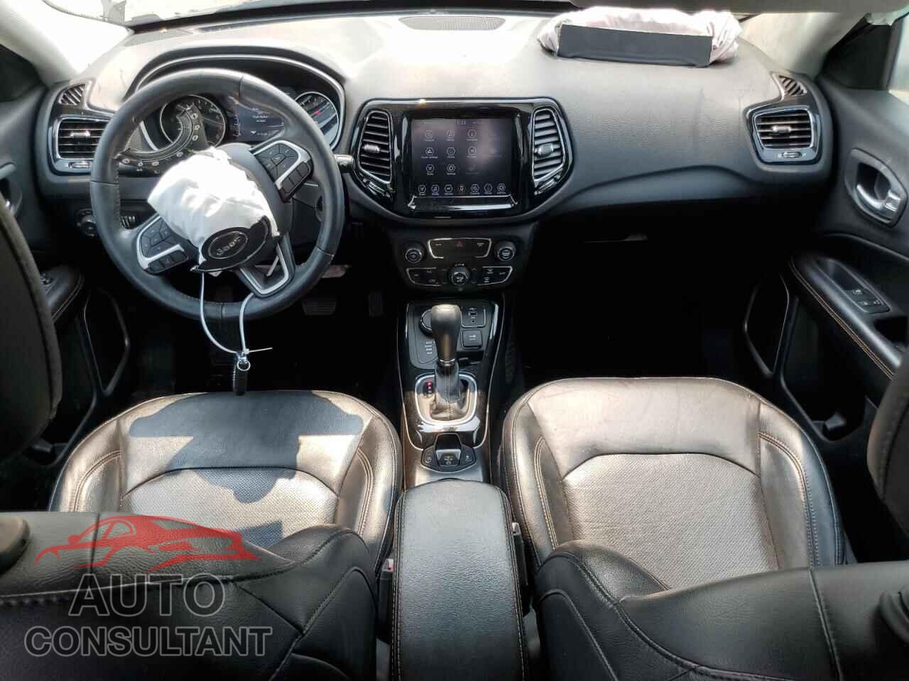 JEEP COMPASS 2019 - 3C4NJDCB3KT753261
