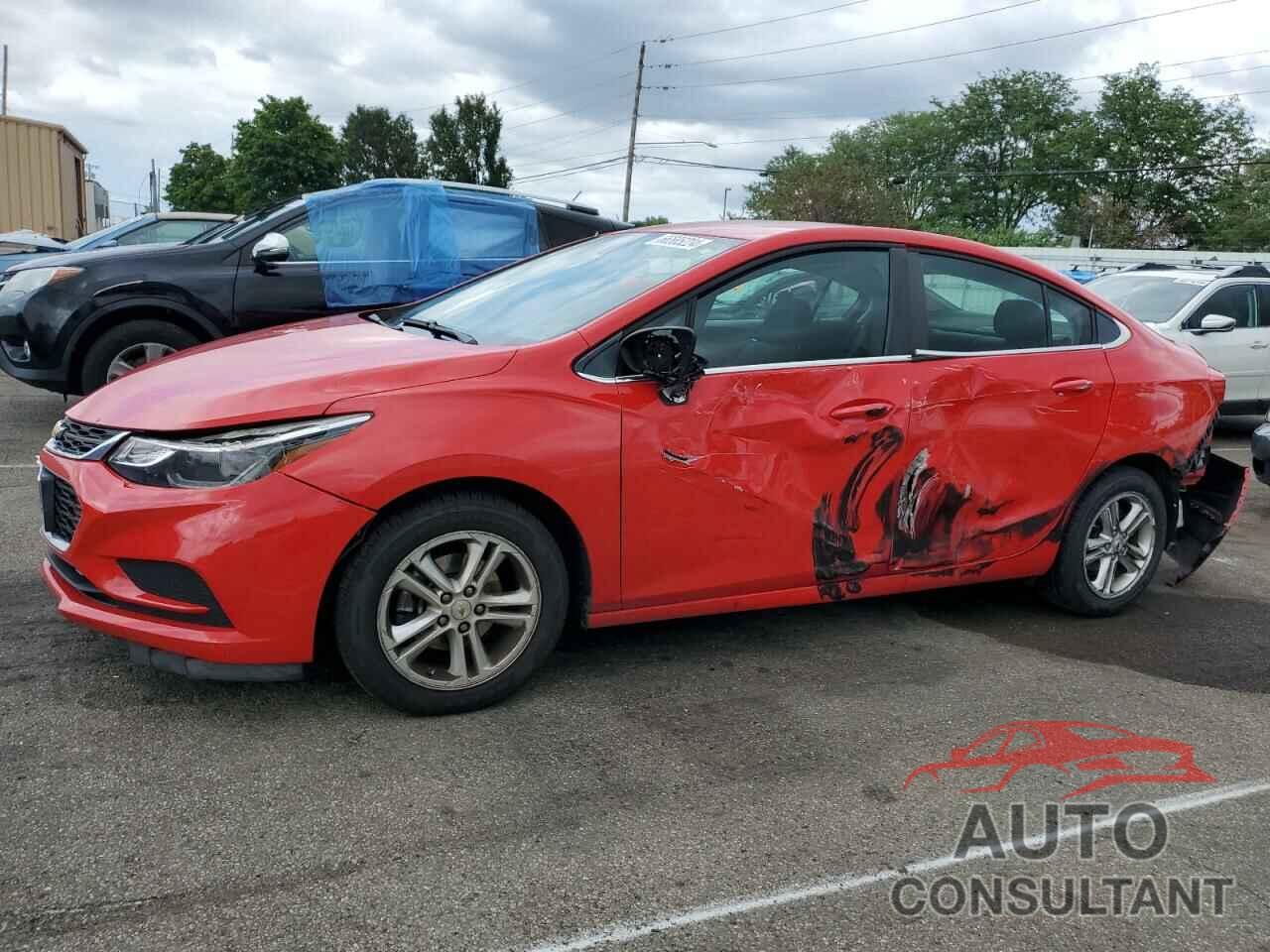 CHEVROLET CRUZE 2018 - 1G1BE5SMXJ7223266