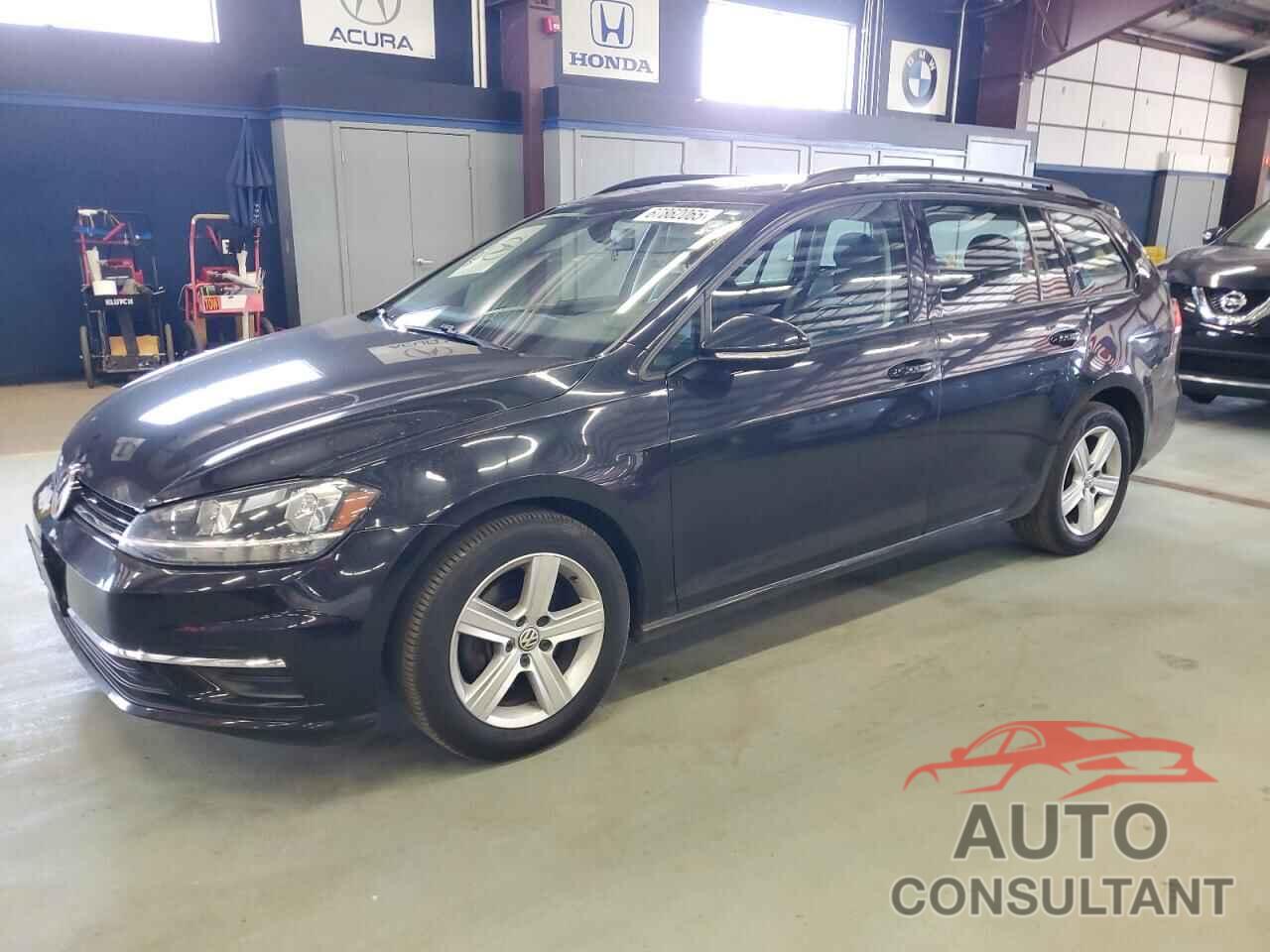 VOLKSWAGEN GOLF 2018 - 3VWD17AU0JM756335