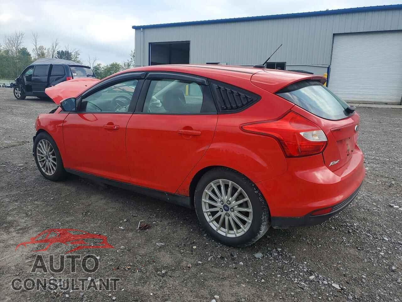 FORD FOCUS 2014 - 1FADP3K28EL213237