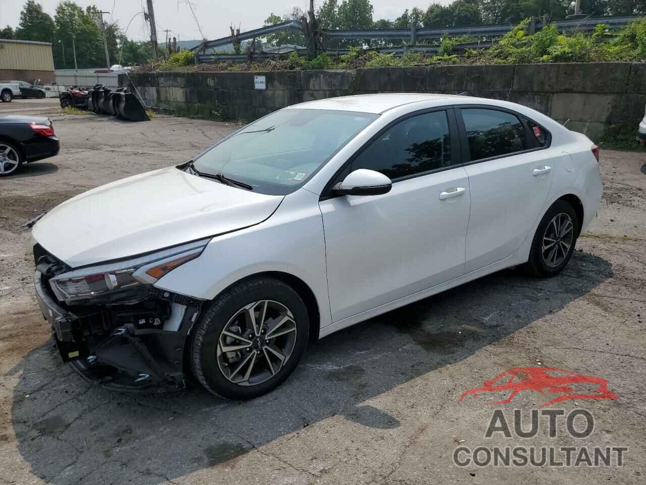 KIA FORTE 2023 - 3KPF24AD9PE558878