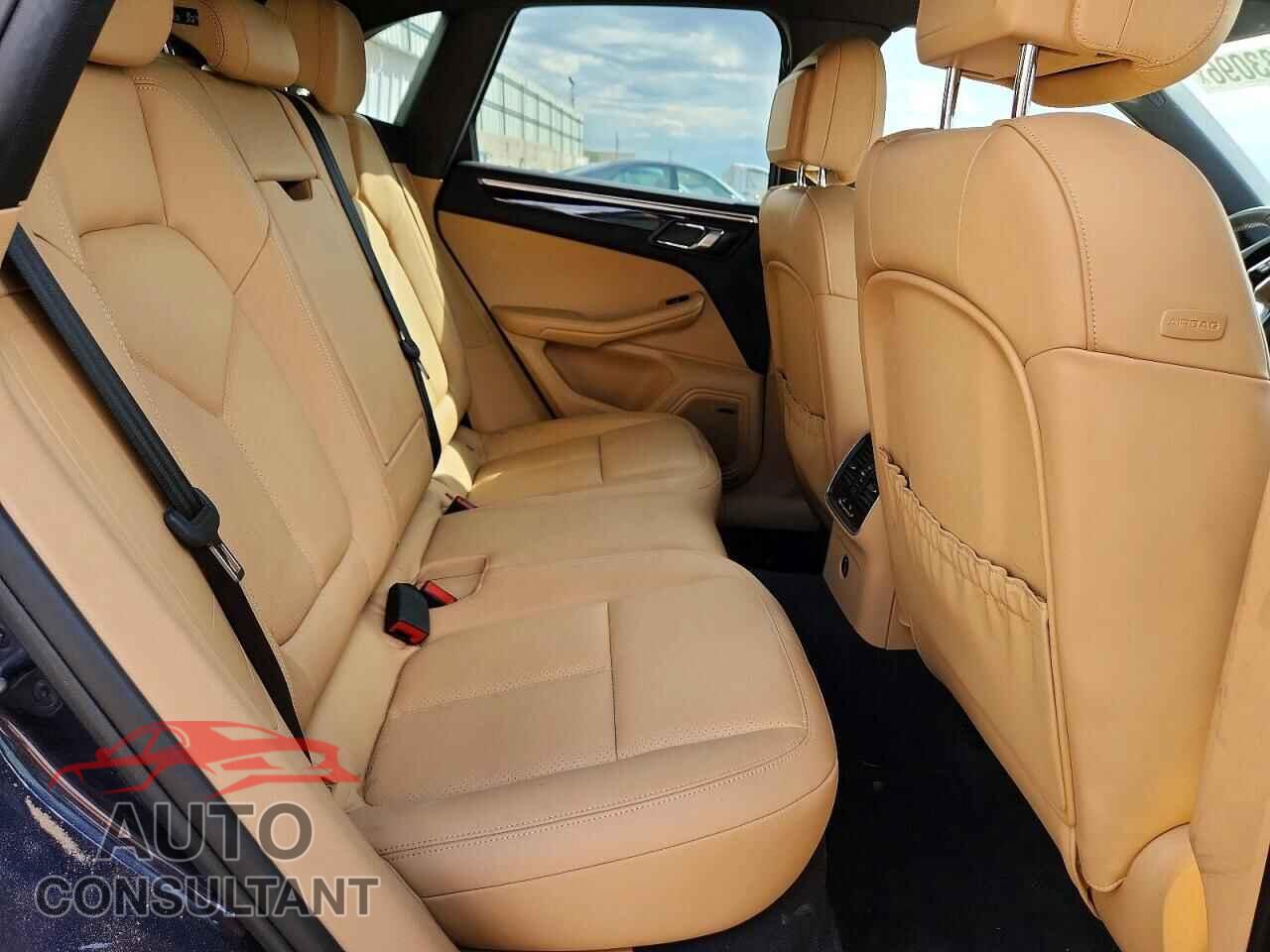 PORSCHE MACAN 2018 - WP1AA2A51JLB18581