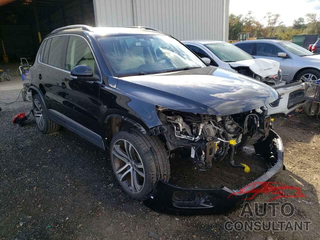 VOLKSWAGEN TIGUAN 2017 - WVGVV7AX4HK008481