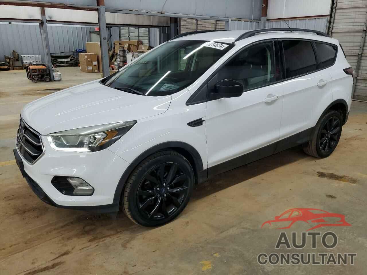 FORD ESCAPE 2017 - 1FMCU0G91HUD40425