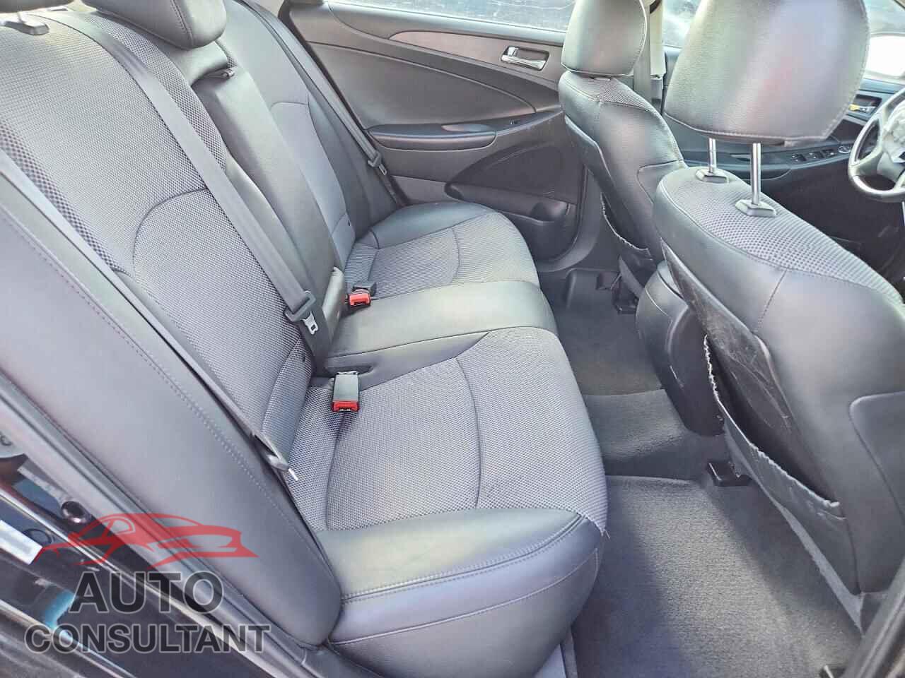 HYUNDAI SONATA 2011 - 5NPEC4ACXBH013695