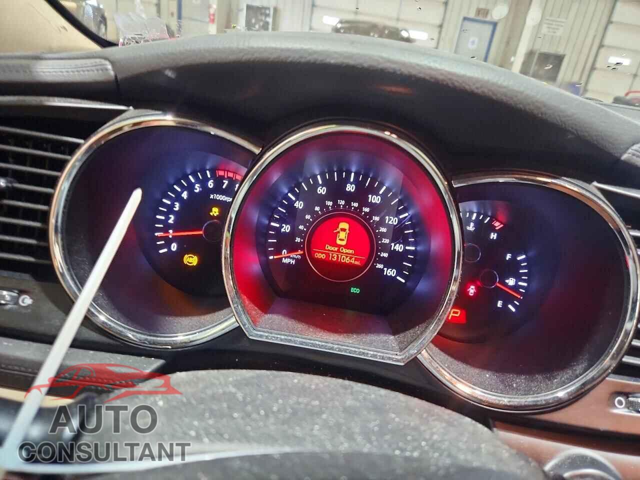 KIA OPTIMA 2011 - KNAGN4A73B5158953