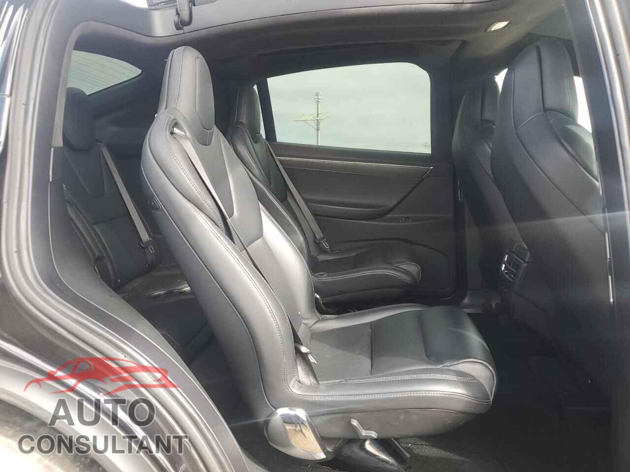TESLA MODEL X 2017 - 5YJXCBE27HF079045