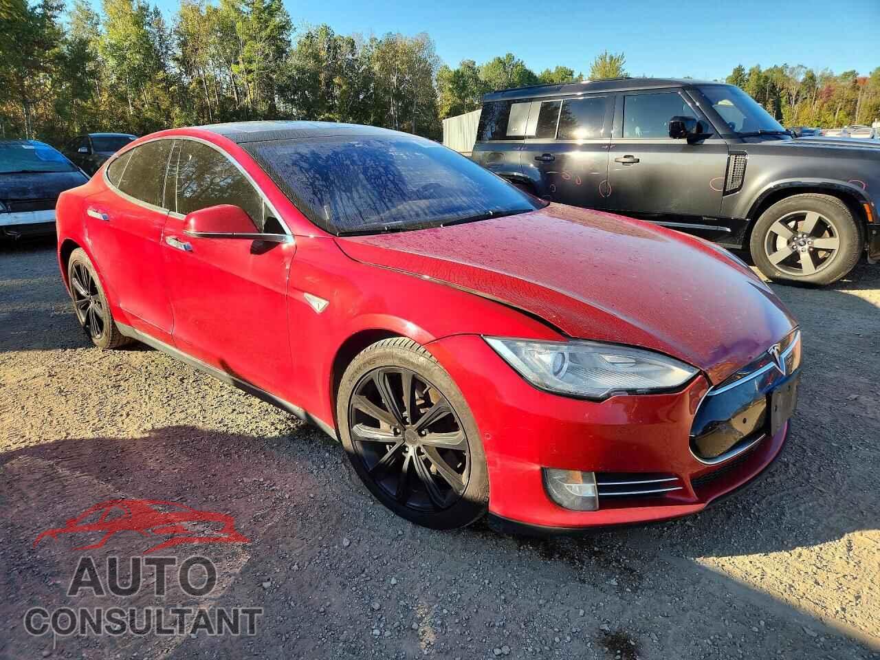 TESLA MODEL S 2015 - 5YJSA1H23FF080454