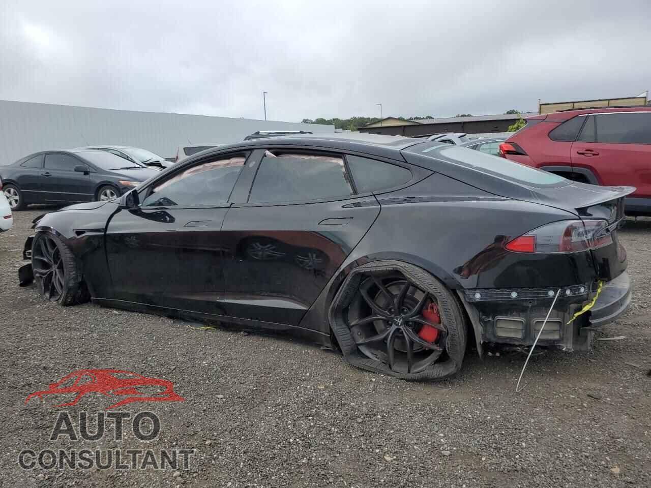 TESLA MODEL S 2021 - 5YJSA1E64MF438617