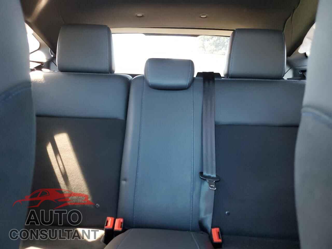 FORD FOCUS 2017 - WF0DP3TH0H4124108