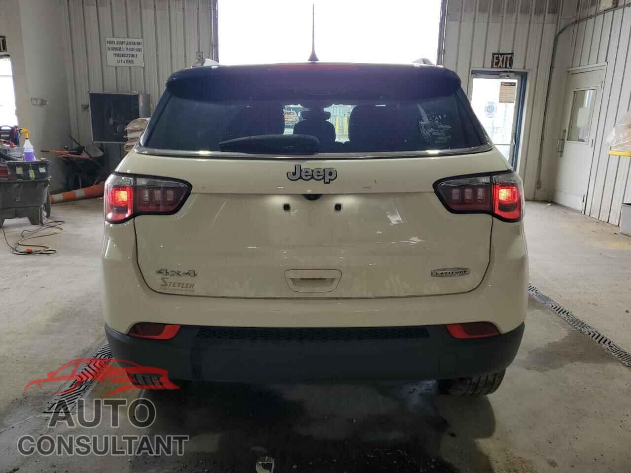 JEEP COMPASS 2018 - 3C4NJDBB4JT117738