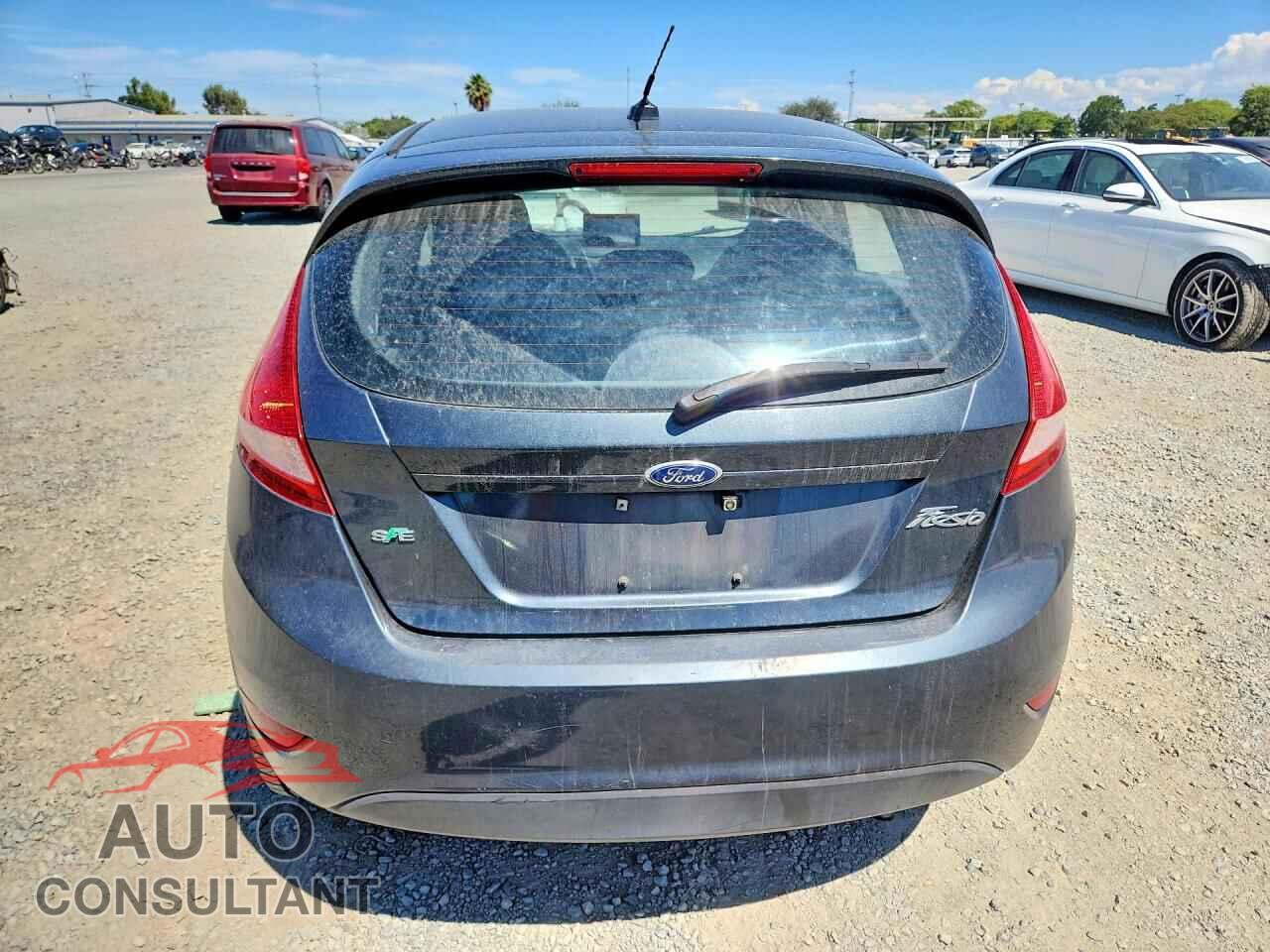 FORD FIESTA 2011 - 3FADP4EJ4BM189618